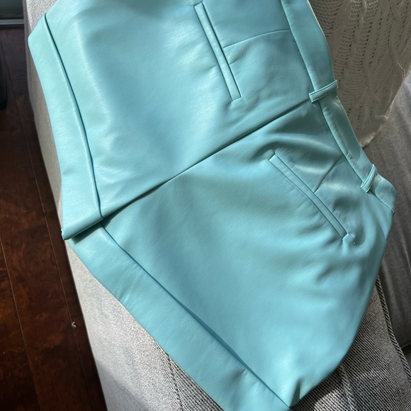 Brand new Alice and Olivia shorts - Picture 6 of 7